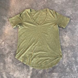 Green Lululemon short sleeve tshirt